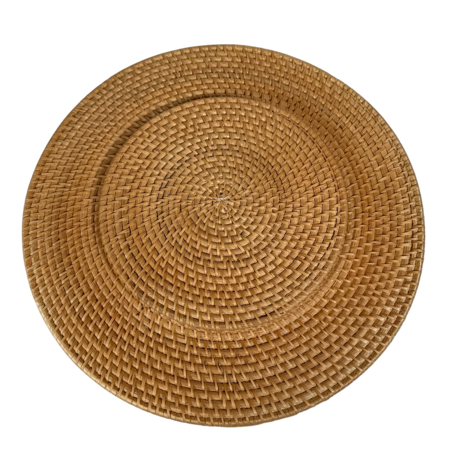 Pottery Barn Sea Shell Rimmed Rattan Beach Ocean Decor Charger Plate Set Of 2