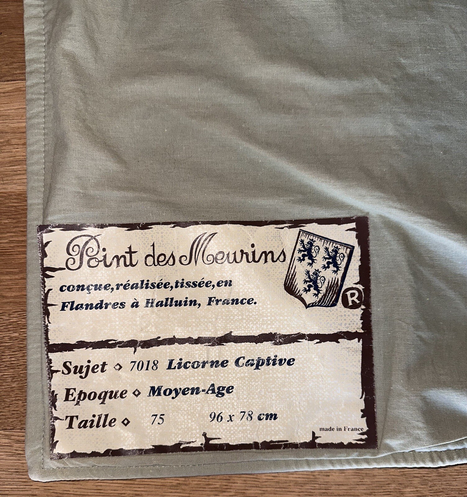 La Licorne Captive”Captured Unicorn Medieval Tapestry 37 X 30 IN