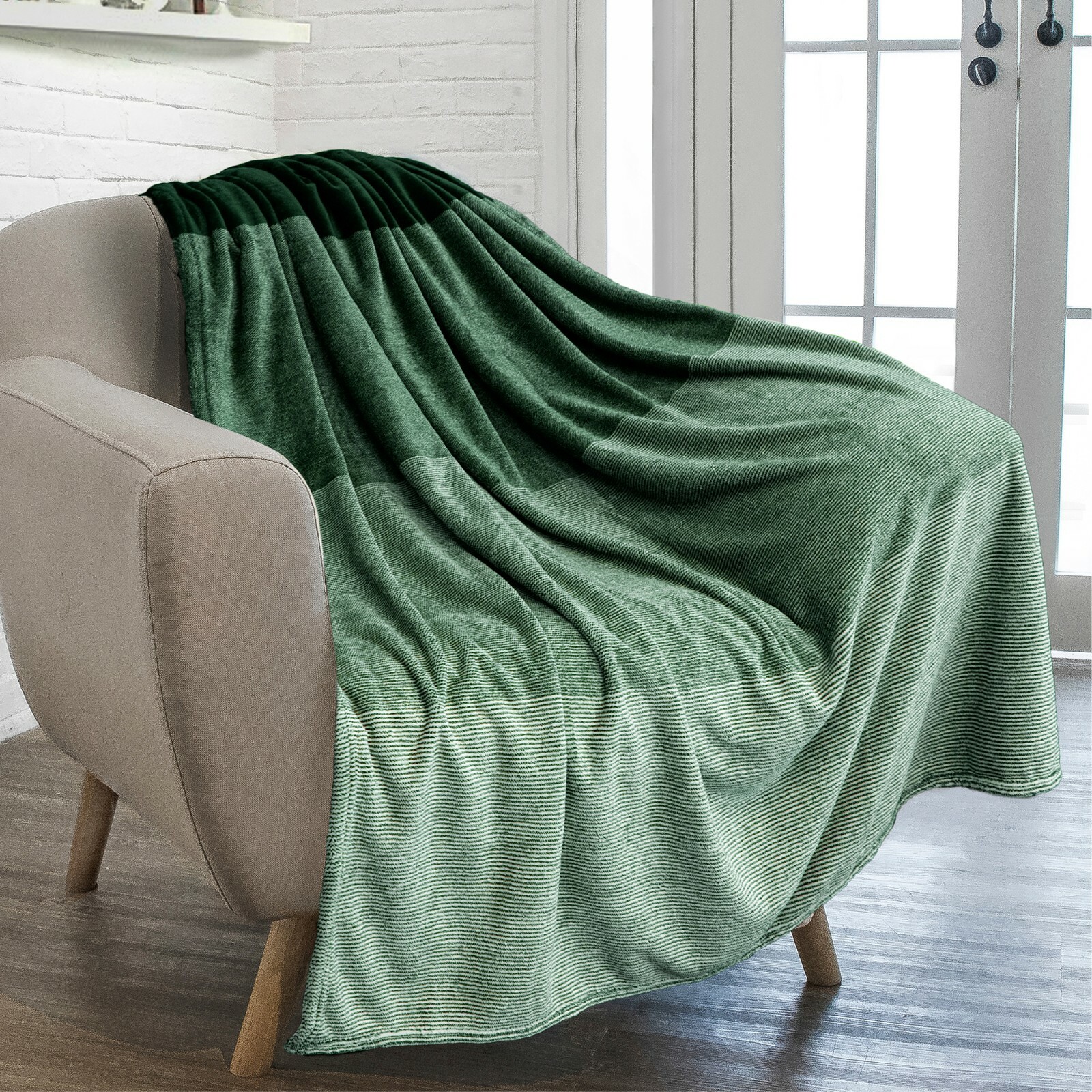 Gradient Ombre Fleece Throw Blanket Soft Plush Accent Decorative Bed Blanket