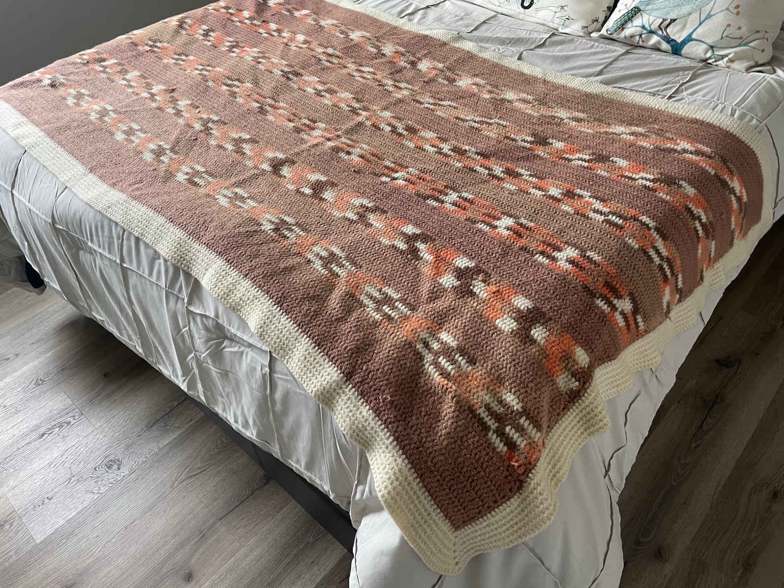 Vintage Hand Embroidered Crocheted Blanket Throw Afghan with Zig Zag Design