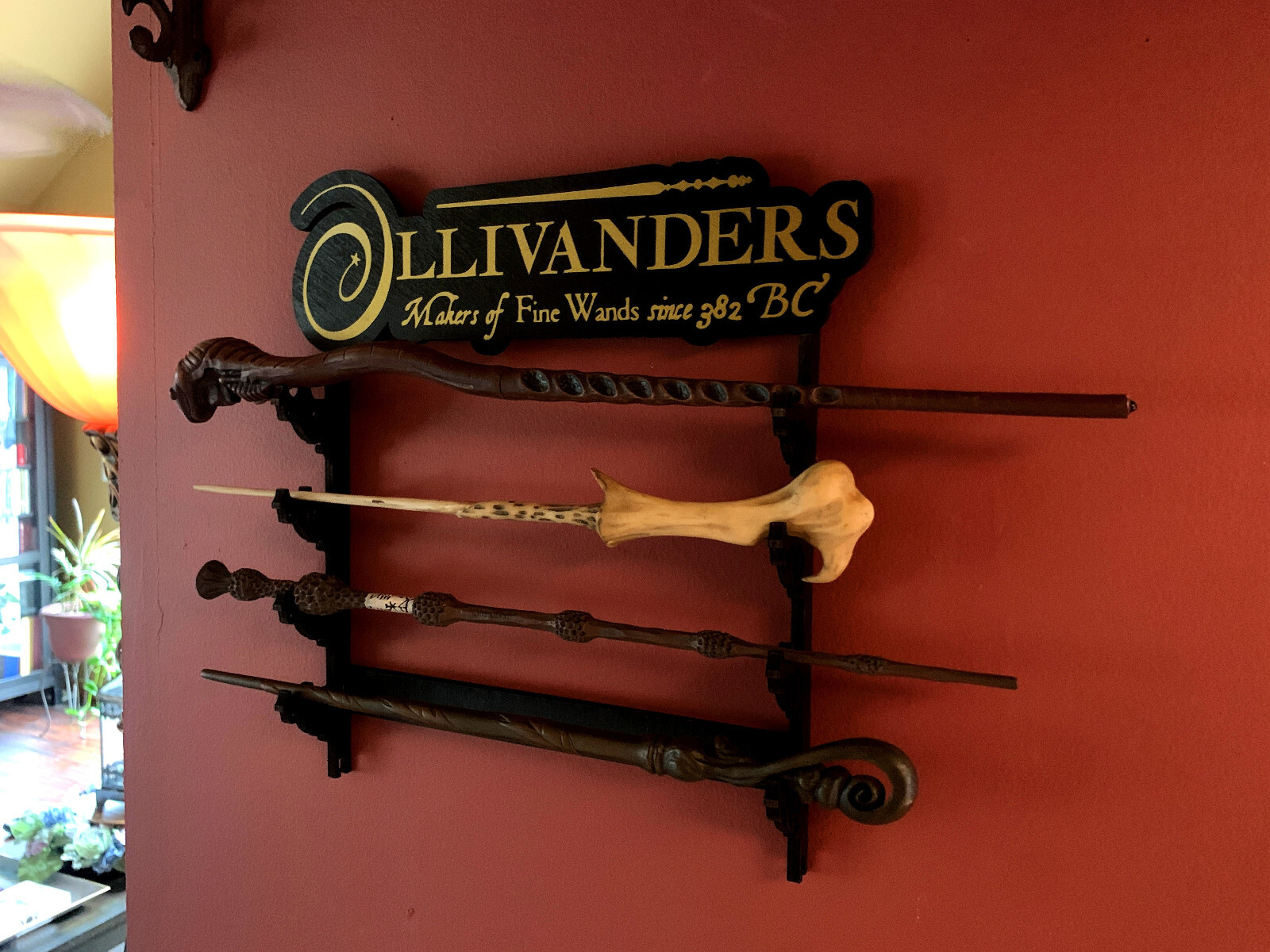 Harry Potter Ollivanders Shop Wall Mount Wand Display Rack Stand – Free Shipping