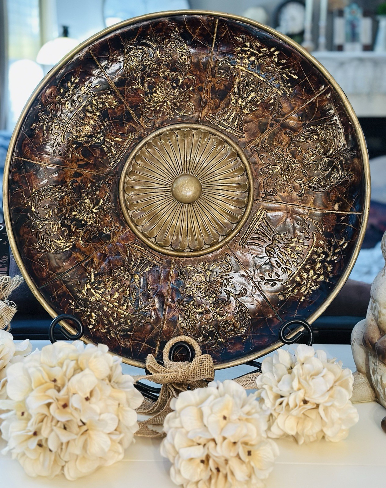 Large Brown/Gold Old World Charm Medallion Embossed Decorative Charger Plate 21″