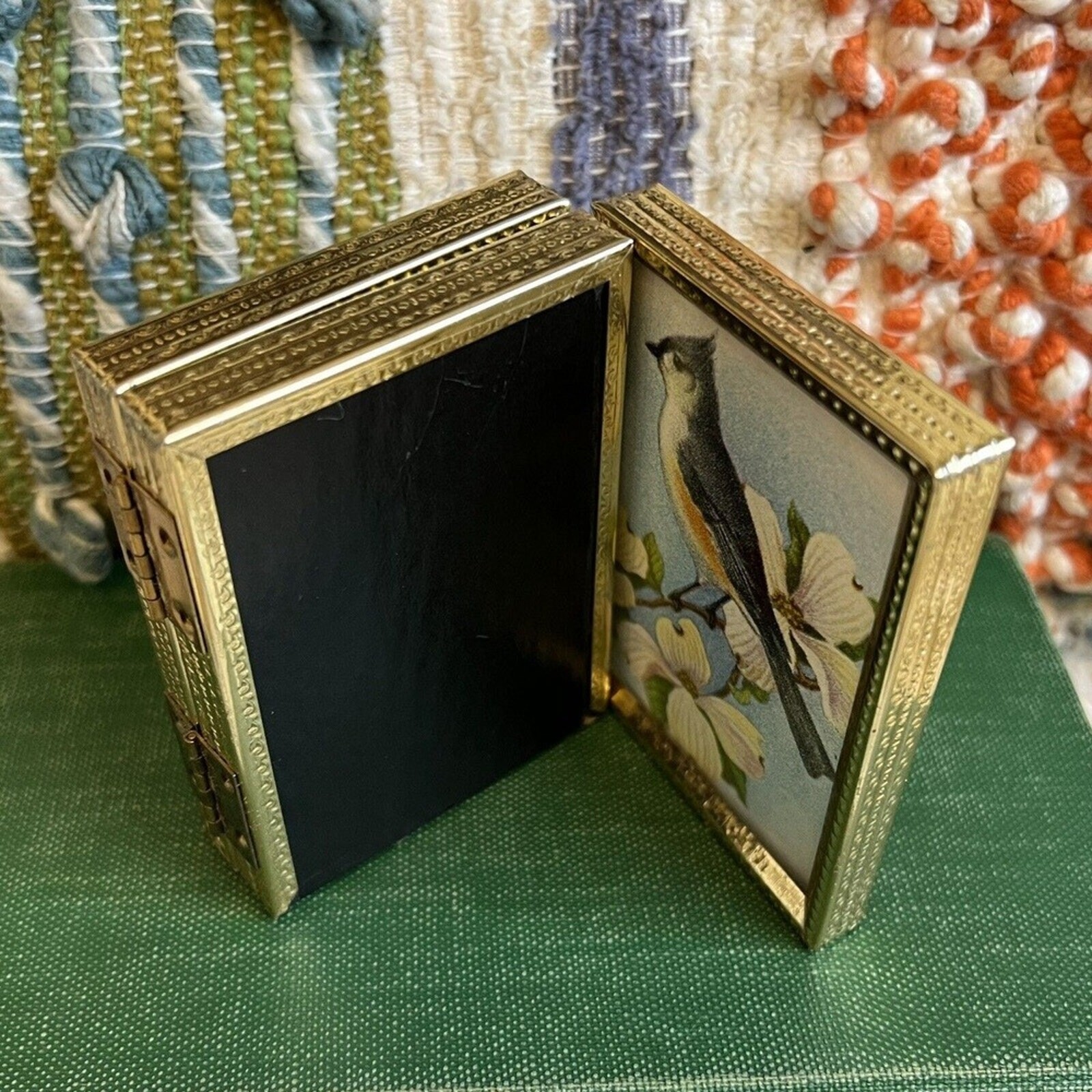 Vintage Birds in Tri-Fold Frame Photo Picture Brass Hinged 3.25×2.25″ MCM Decor