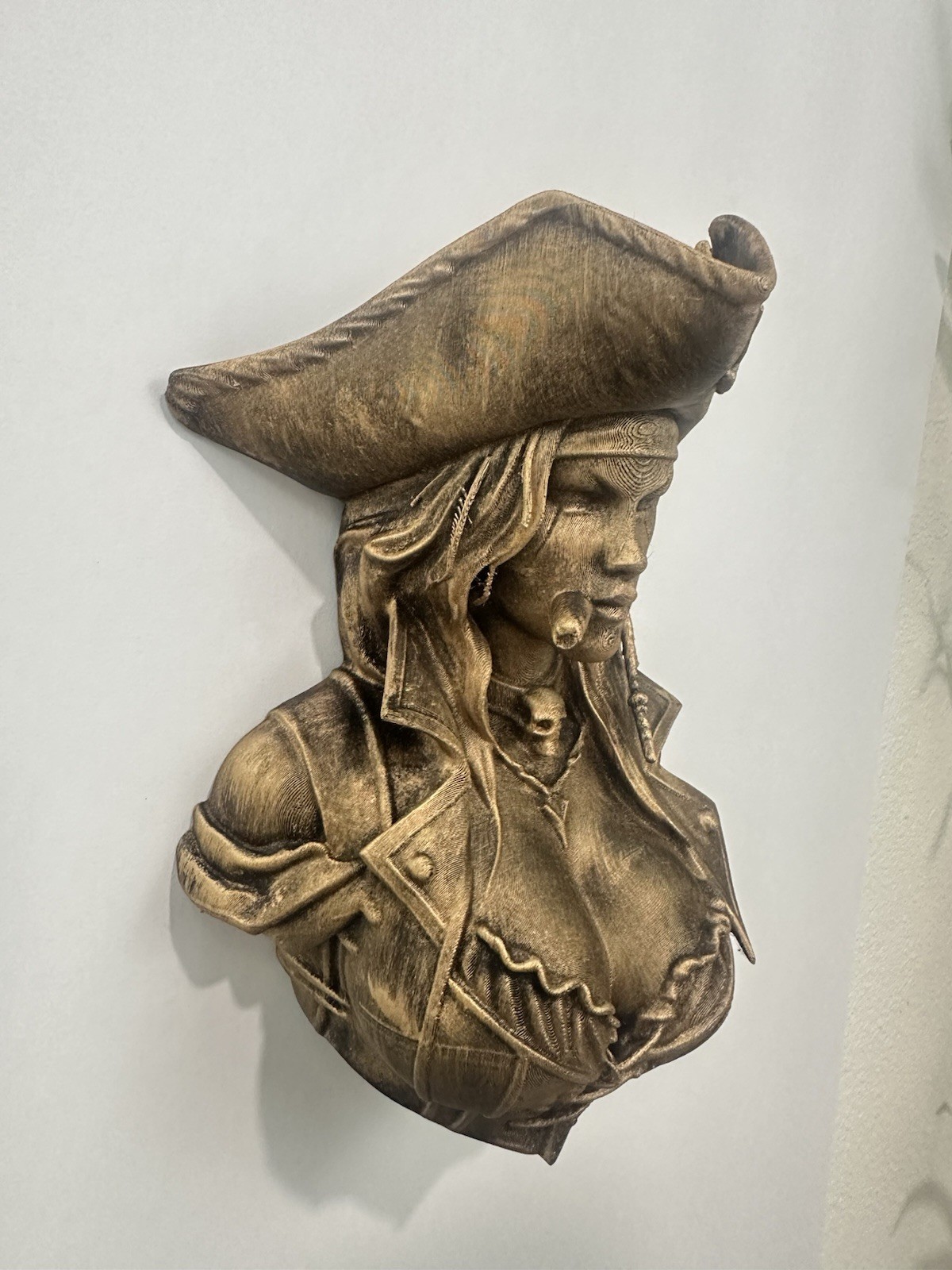 Hand Painted Gothic Pirate Wall Sculpture Bust Dark Fantasy Bar Man Cave Decor
