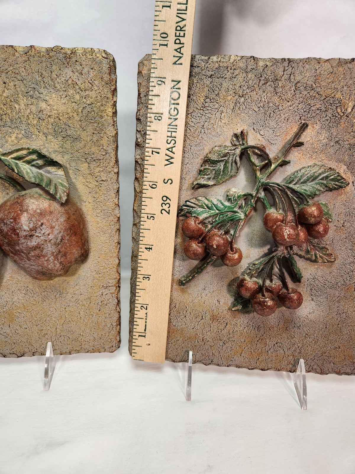 Vintage Style Fruit Wall Art Plaques – Apple & Cherry Relief Decor Set of 2