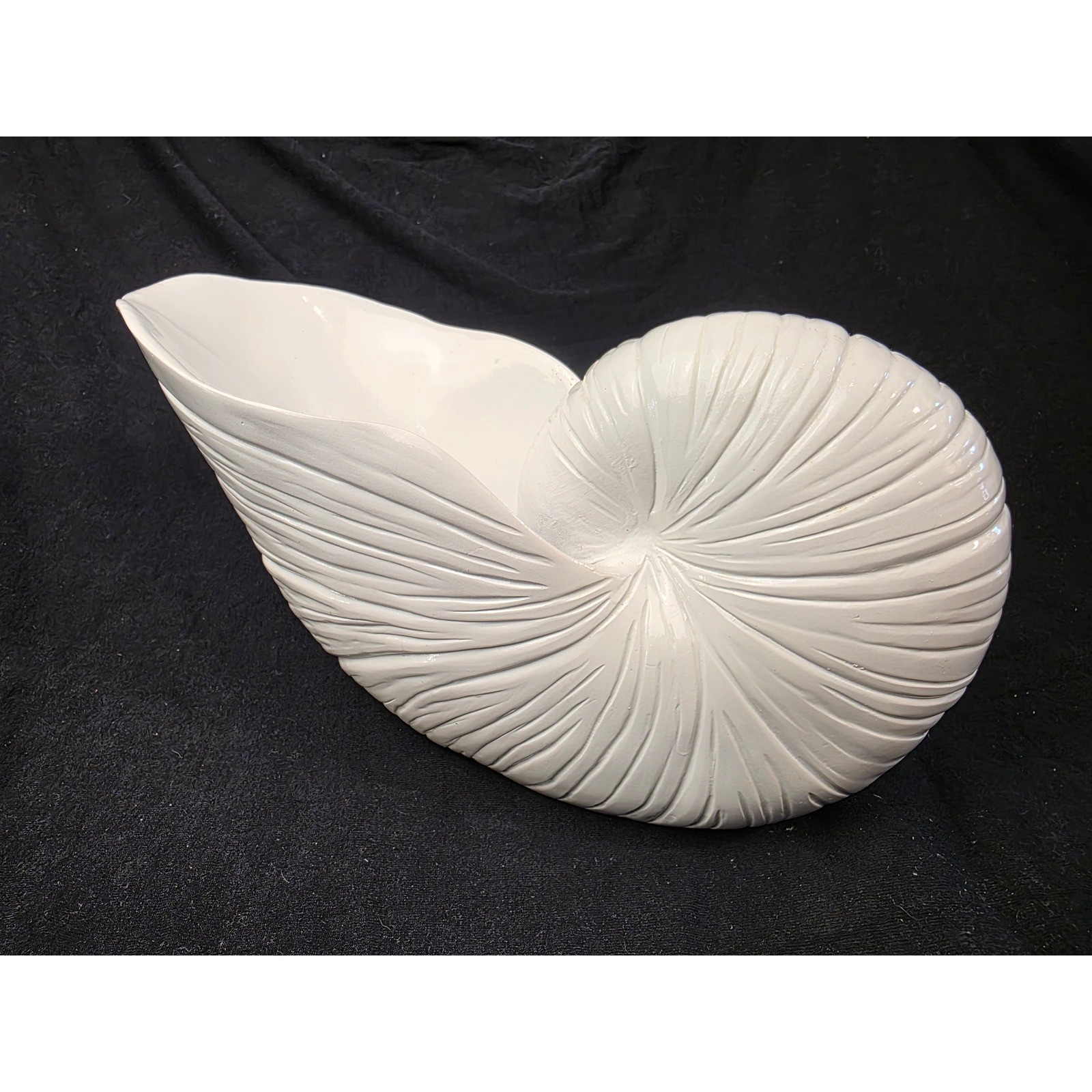 Vintage White Ceramic Nautilus Shell Decorative Bowl Coastal Nautical Planter