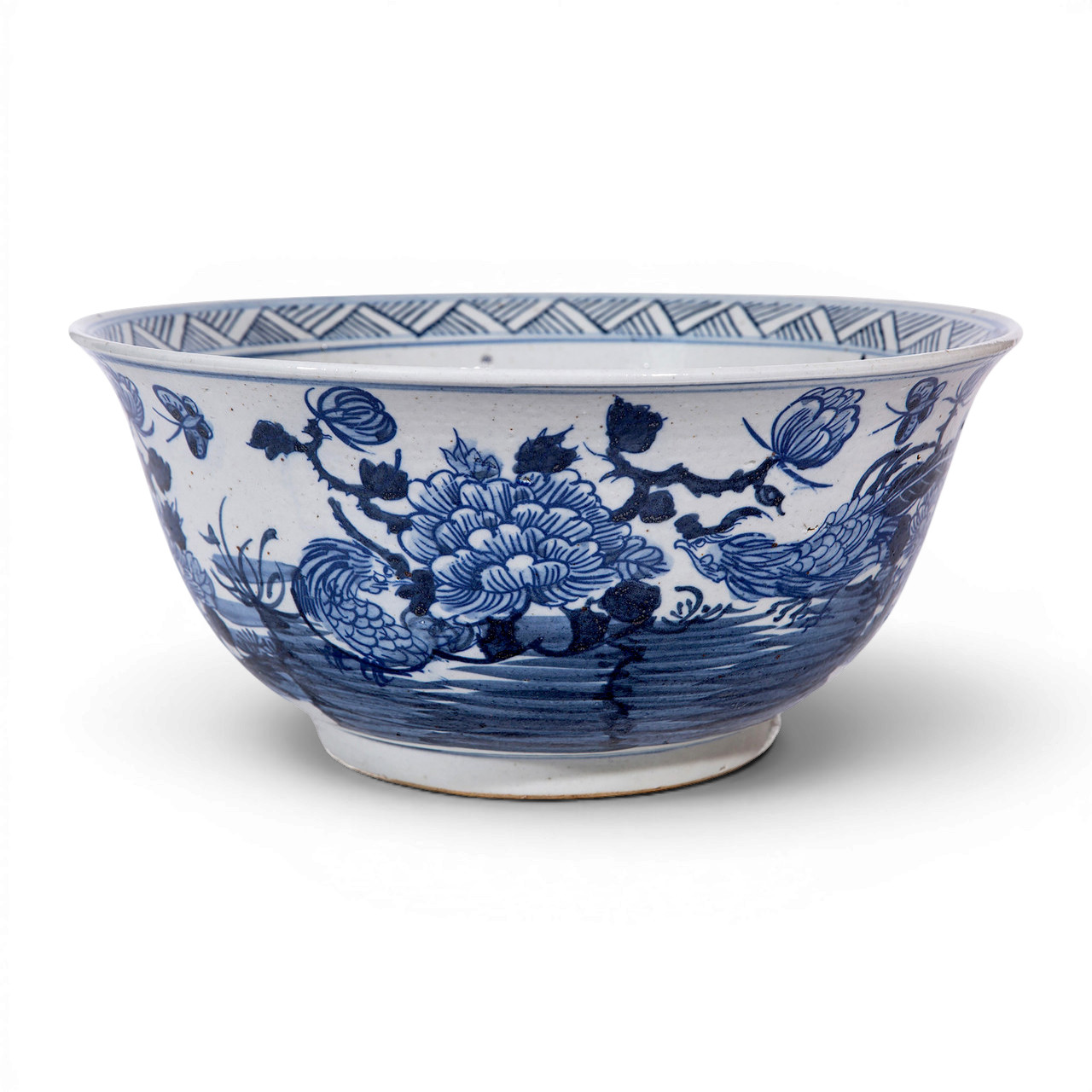 New Chinoiserie Antique Style Porcelain Centerpiece Bowl in Blue & White 15″