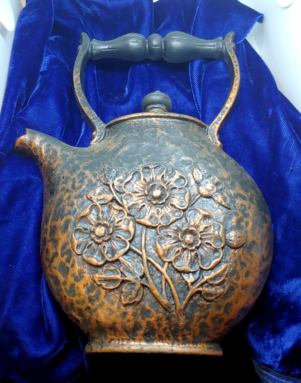 Homco Wall Plaques Set 2 Copper Coffee Teapot Primitive Farmhouse 1972