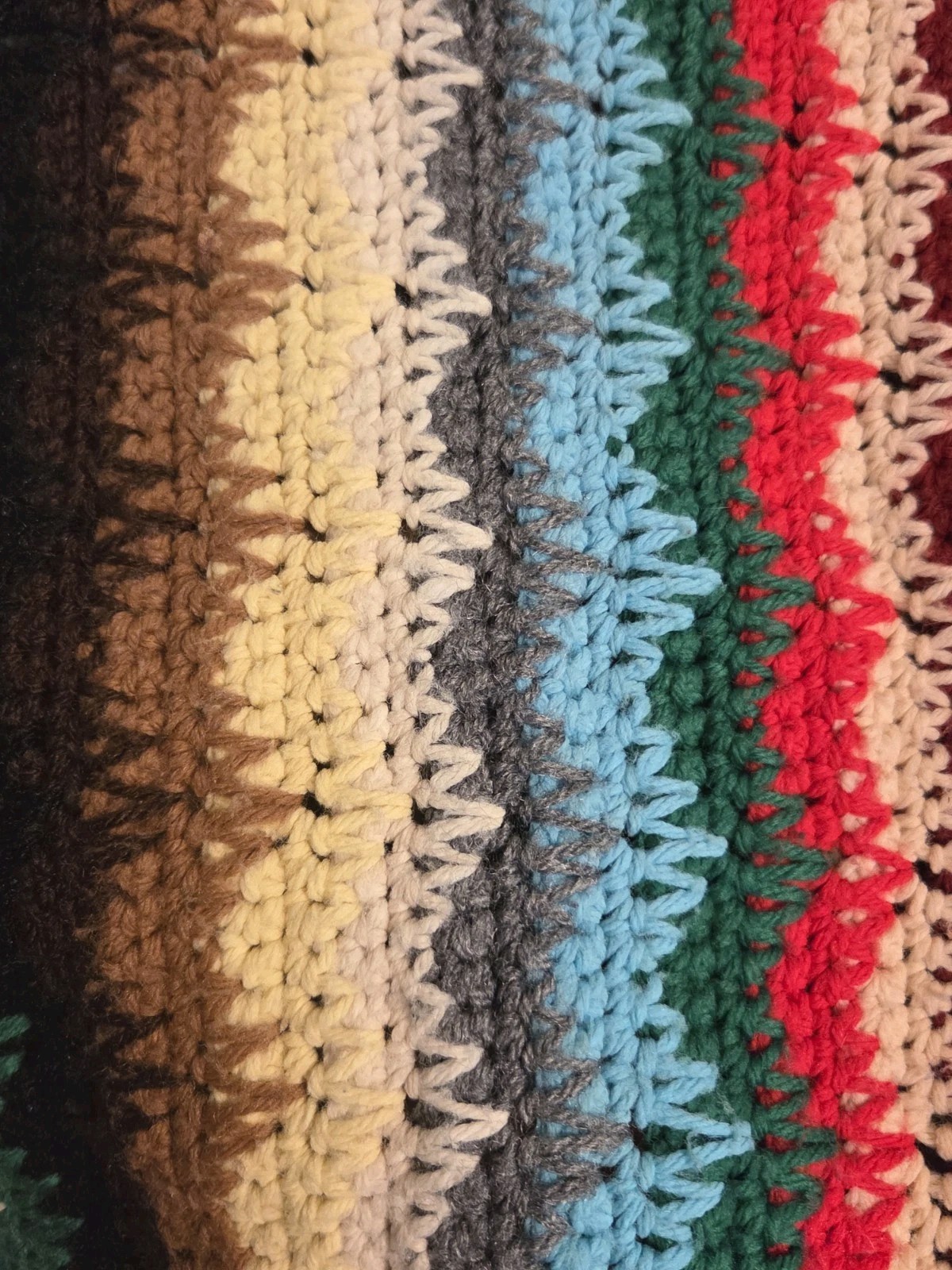 Vintage Handmade Crocheted Afghan Blanket Chevron Ripple Pattern Multicolor