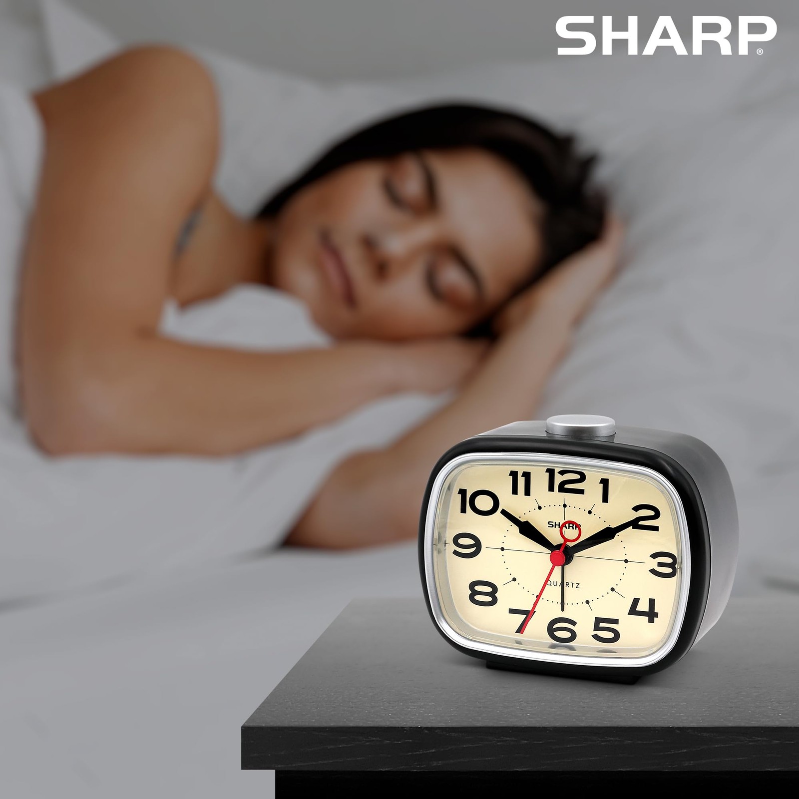 Battery Powered Alarm Clock, Retro Battery Operated Alarm Clock for Bedrooms