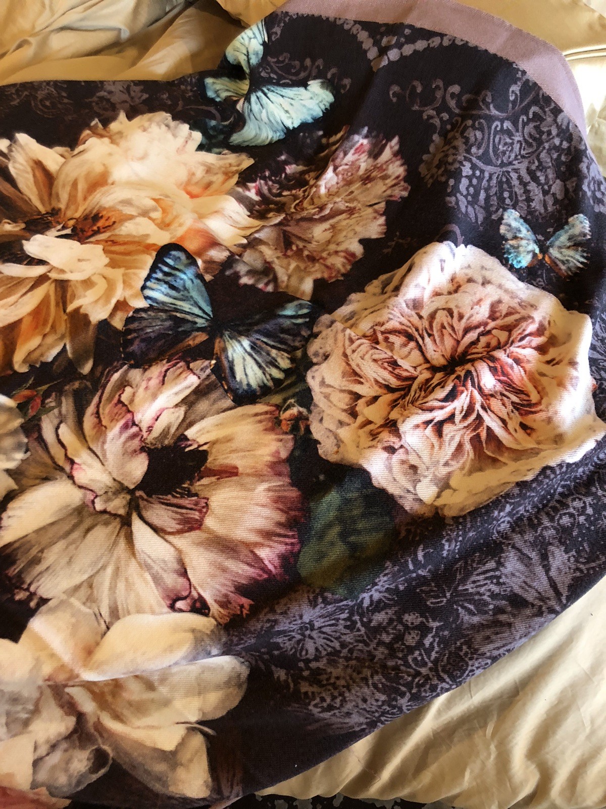 Gorgeous 100% Wool Throw Designers Guild
