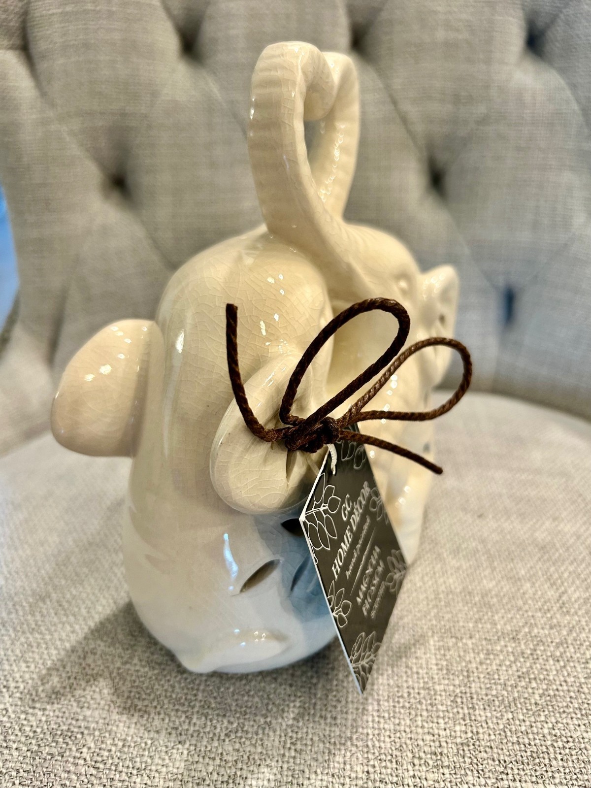 GC Home Decor COASTAL Ceramic Elephants NEW Scented Potpourri Magnolia Blossom