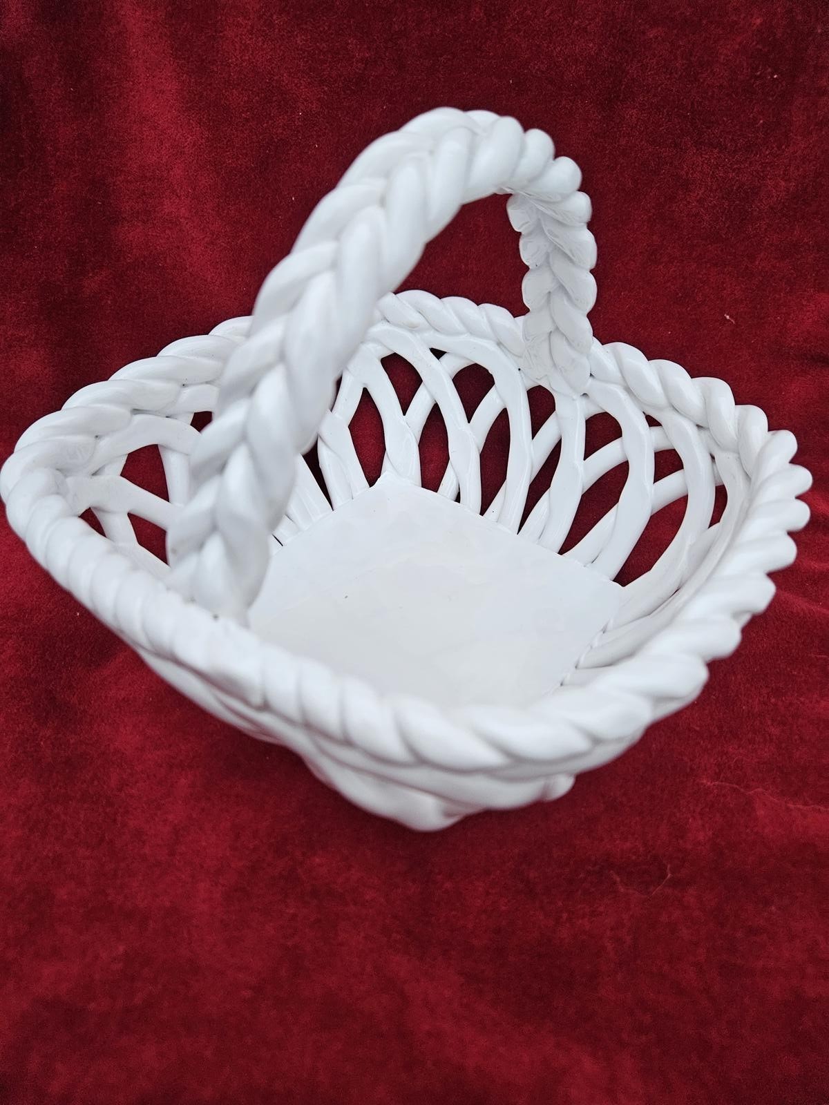 Hand Woven Ceramic Basket by Grace’s Pantry – Dishwasher Safe