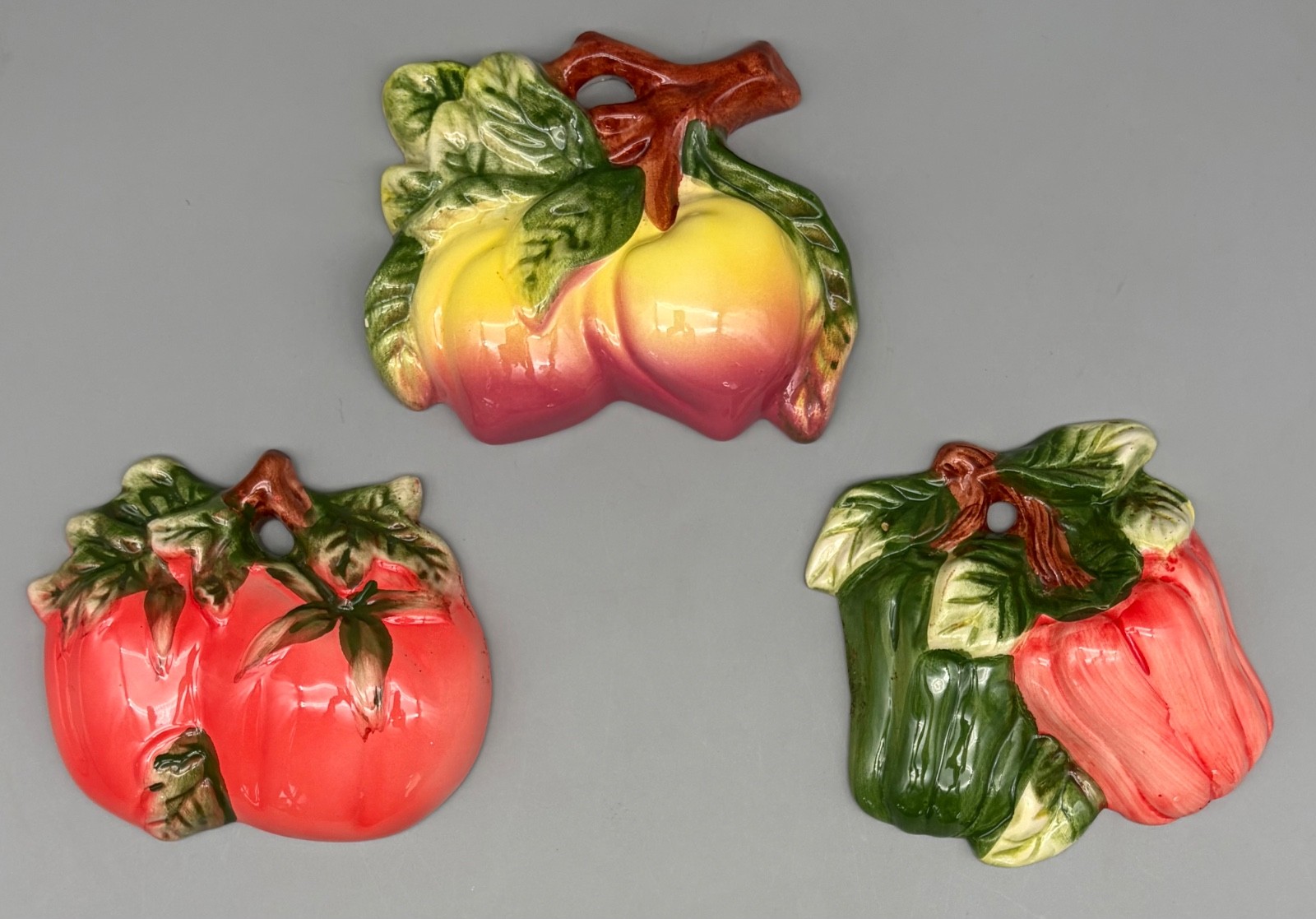 3 VTG Ceramic Glazed Fruit Vegetable 3D Kitchen Decor Wall Hanging Plaques MCM