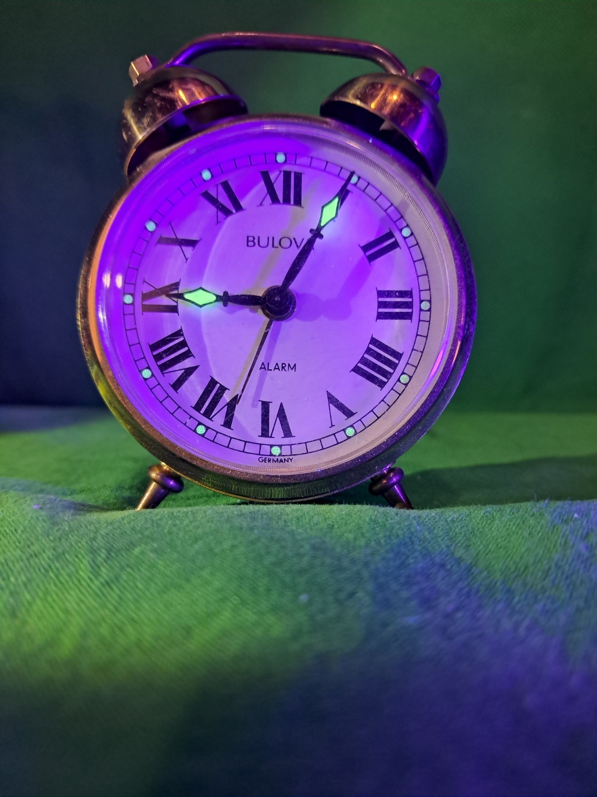 Bulova Caravelle Alarm Clock Gold Tone Roman Numeral Twin for parts