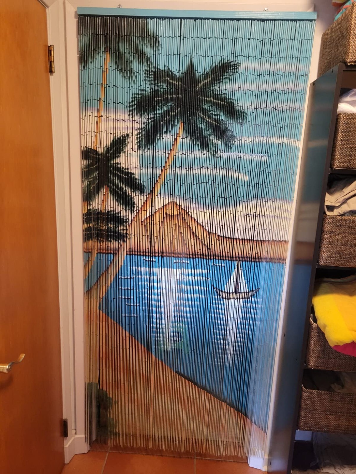 ABeadedCurtain – Waikiki Beaded Curtain 125 Strands (+Hanging Hardware)