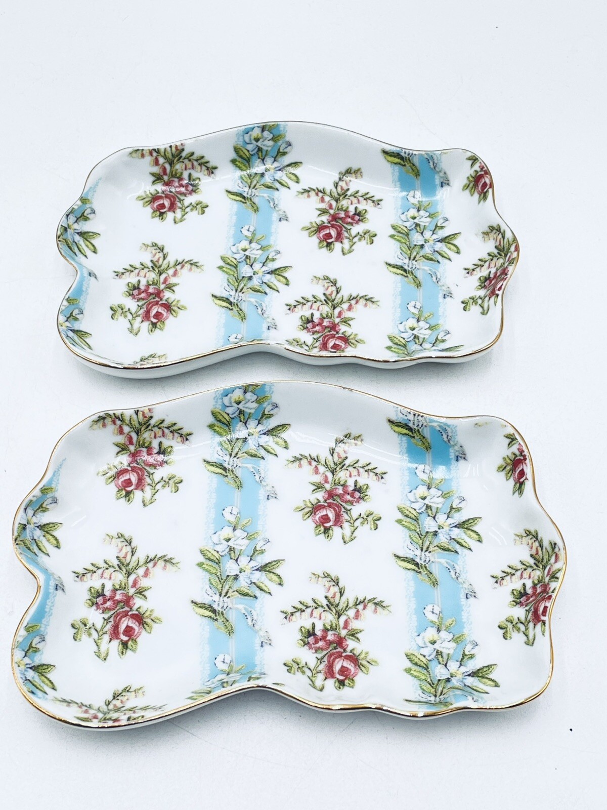 Andrea by Sadek Soap or Trinket Dish Tray Shabby Cottage Chic French Set of 2