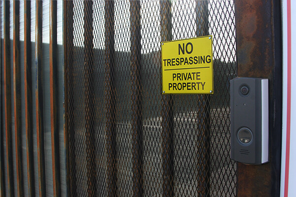 NO TRESPASSING – PRIVATE PROPERTY Sign : Solid Metal Aluminum Weatherproof Signs