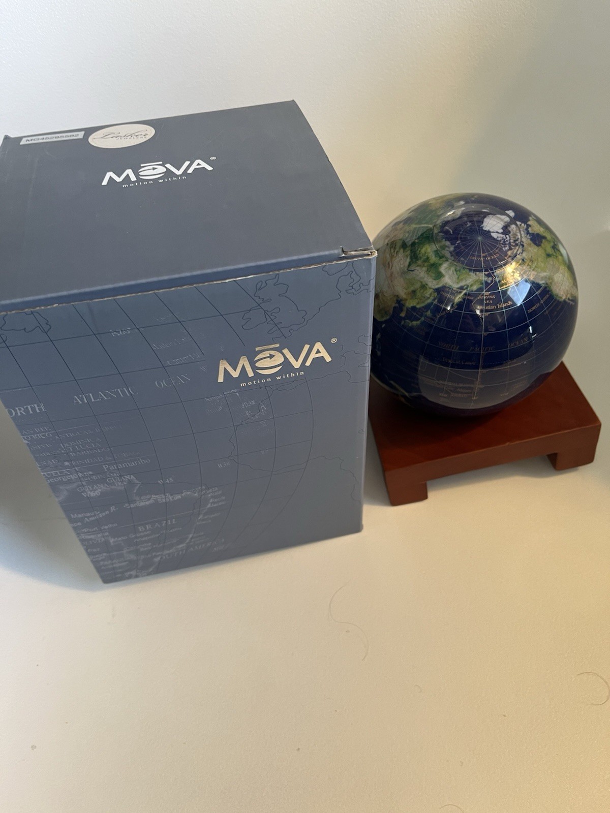 MOVA Globe With Box And Wooden Stand / Bubble At The Top / See description.