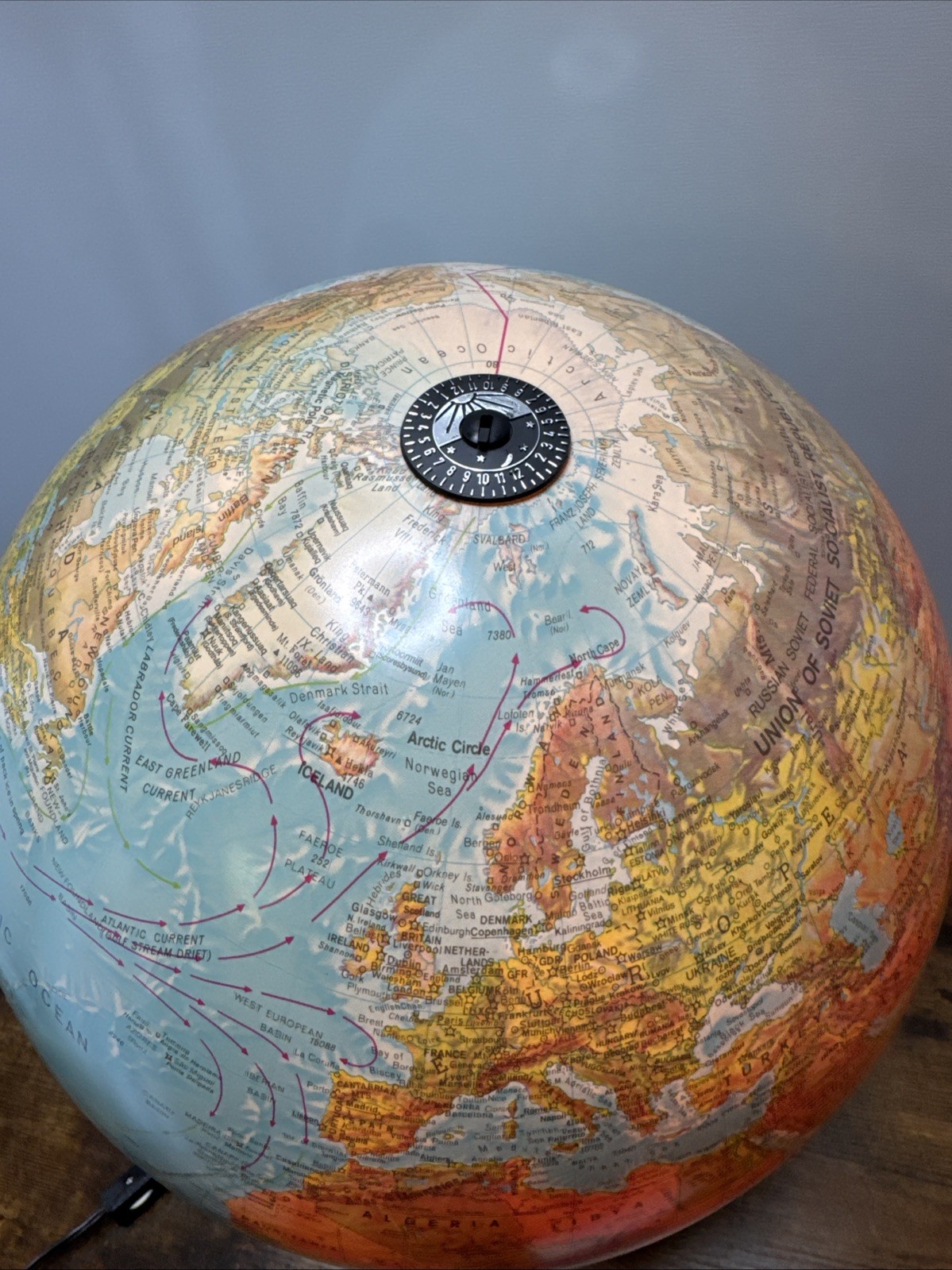 Scan Globe Denmark Illuminated Light Up Reader’s Digest Vintage MCM w Box
