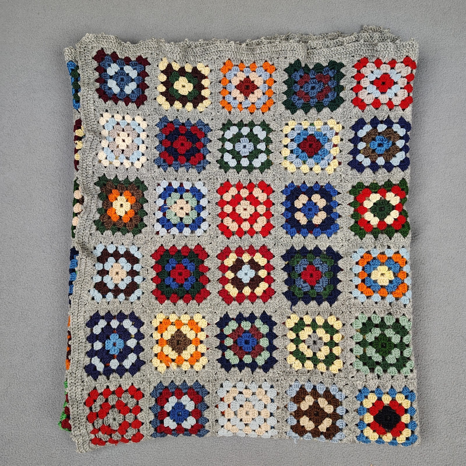 Vintage Granny Square Blanket Crochet Afghan Lap Couch Back 54×41 Gray Border EC