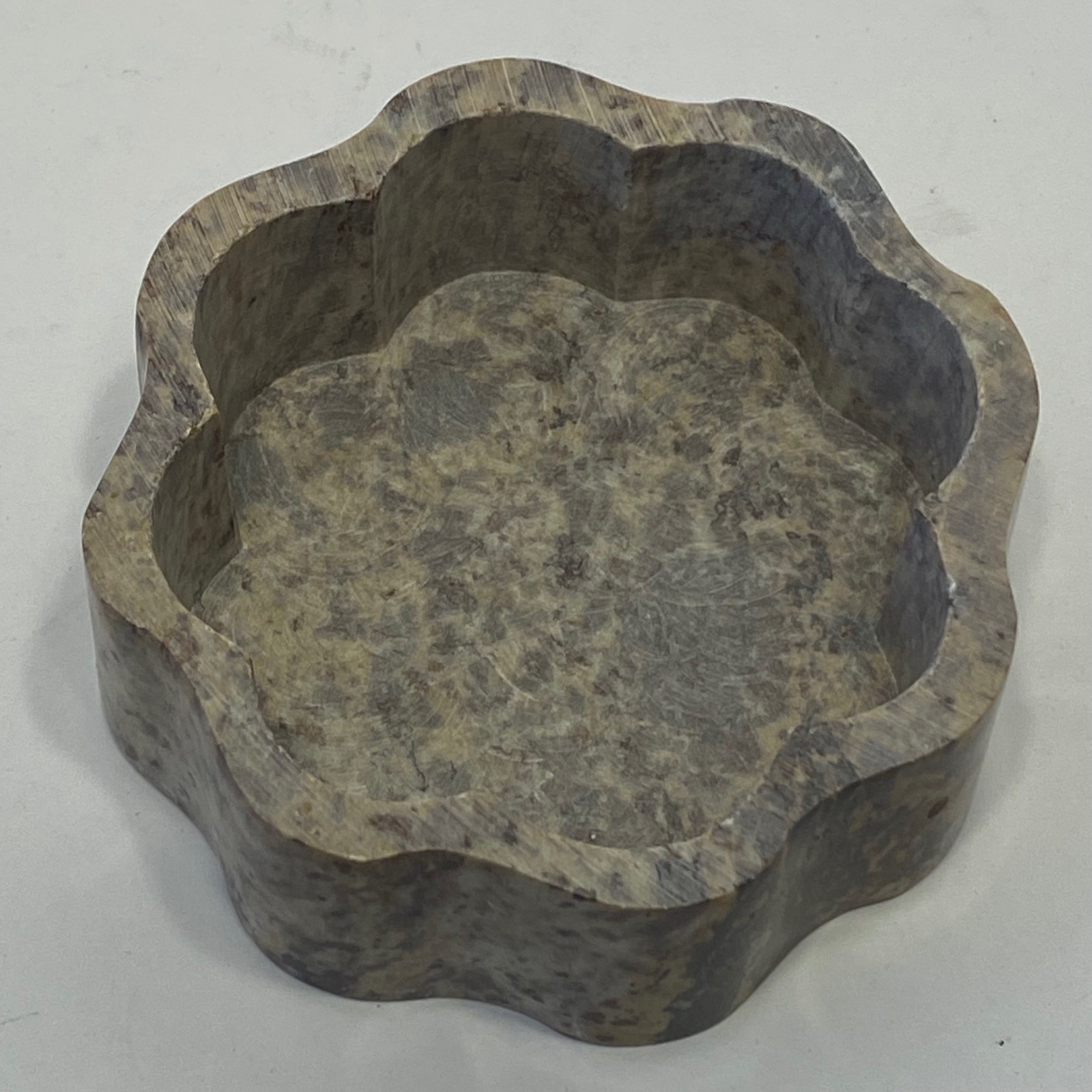 Unbranded Soapstone Trinket Box Small Tan Excellent Floral Inlay India