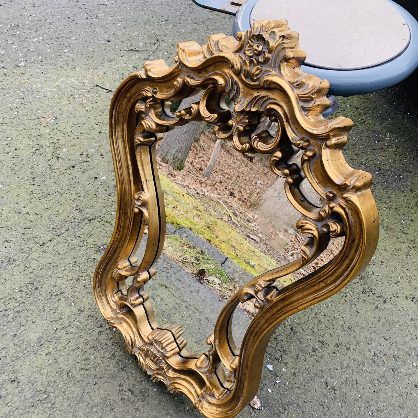 Bassett Mirror Company