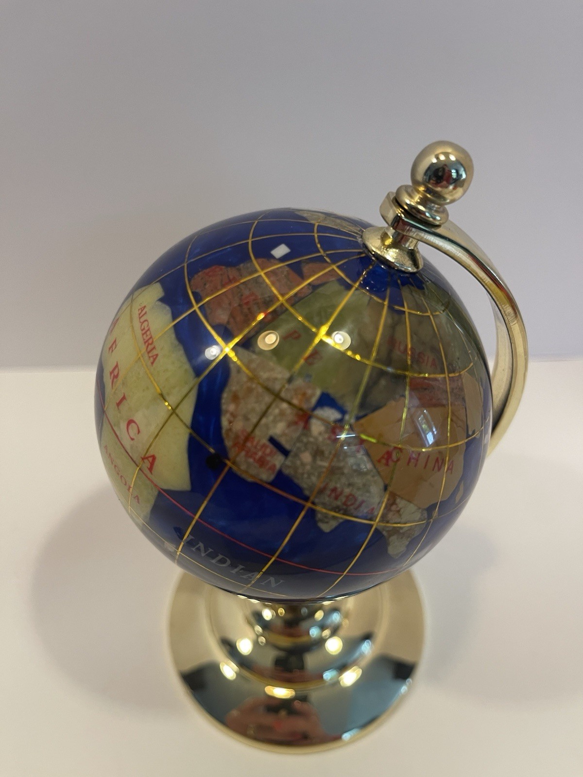 New in Box Brass Blue Lapis Inlaid Gemstone Desk Globe Cast Rotating Decor 6”