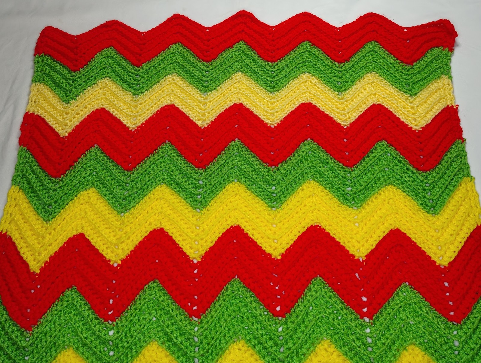 Vintage Rasta Knit Handmade Afghan Throw Blanket Chevron Pattern