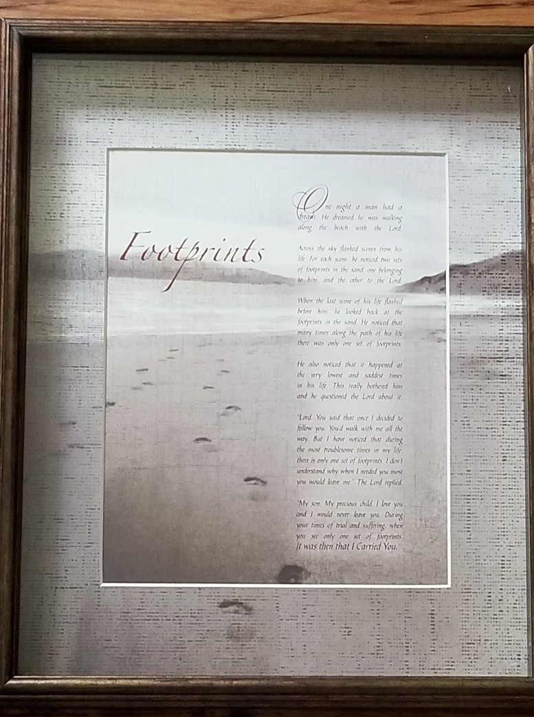 Carpentree Brand ~ Brown Frame ~ “FOOTPRINTS” Art/Picture ~ Measures 11″ x 13″