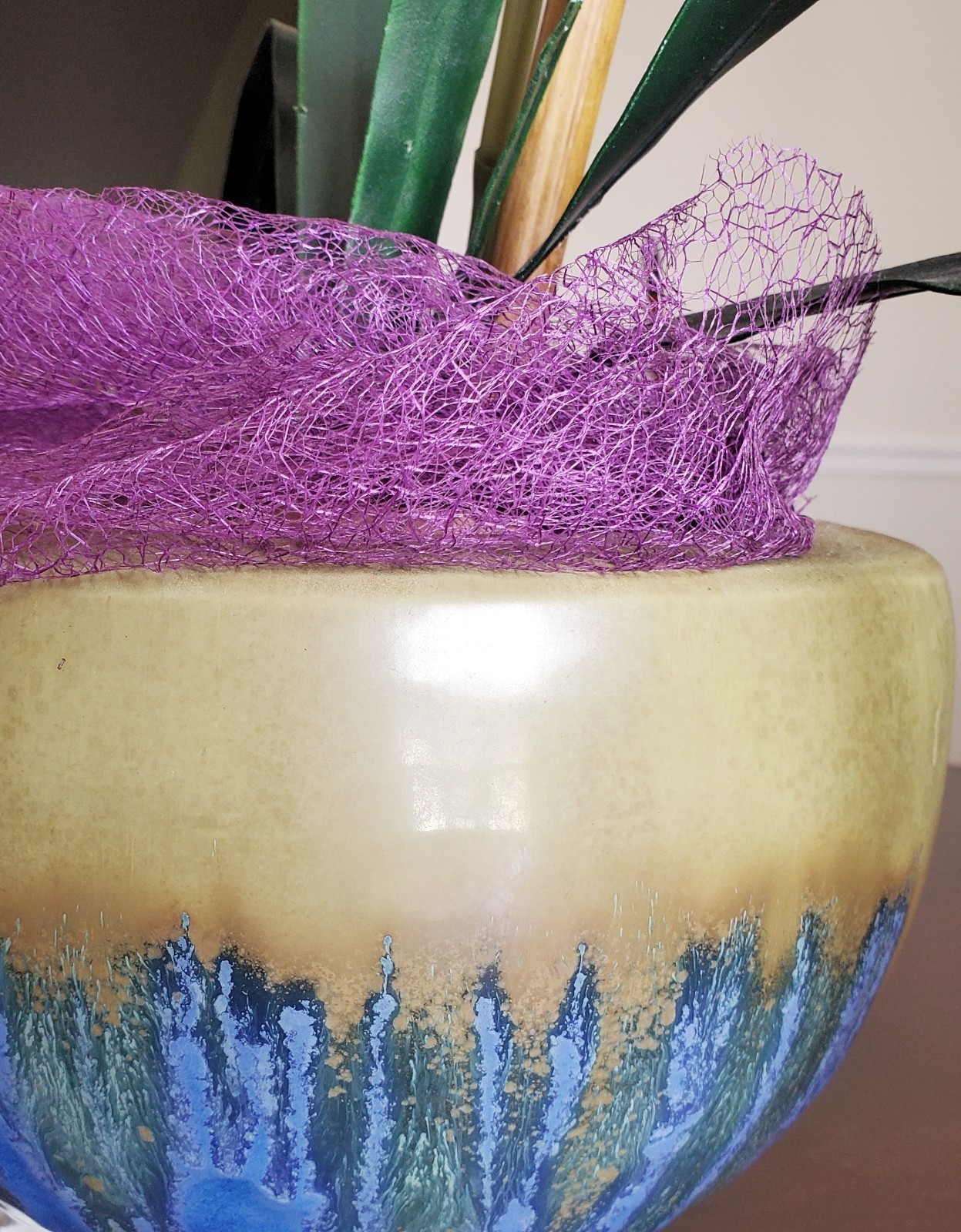 Home Decor/ Faux Orchids and Ceramic Vase