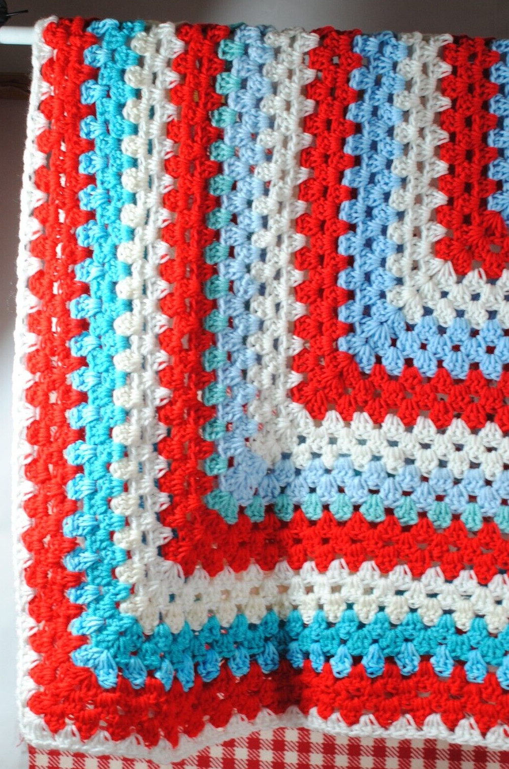 Handmade Single Stitch Afghan Throw Lap Blanket Red White Blue 50 x 52
