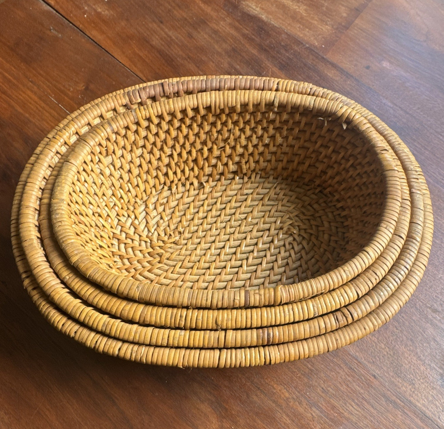 Set of 4 Oval Brown Wicker Nesting Decorative Baskets Indoor