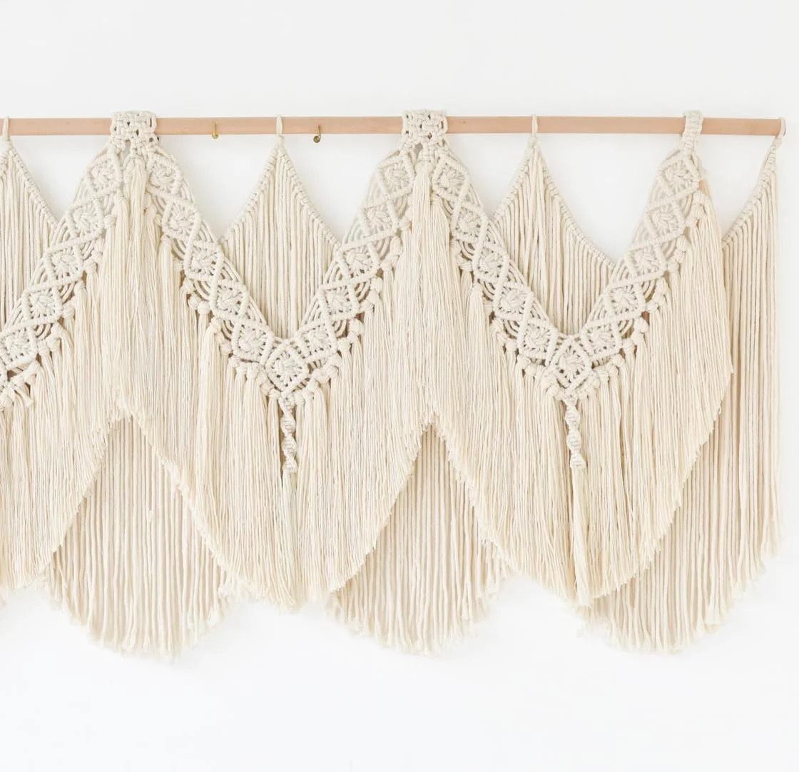 IOWER Macrame Wall Hanging Wedding Hanger Macrame Wall Decor Dorm Craftsmanship