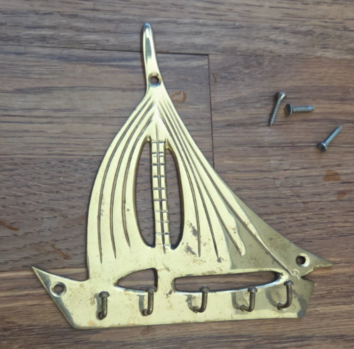 Vtg Interpur Brass Key Holder Wall Mount Nautical Sailboat Boat 5 Hooks Taiwan