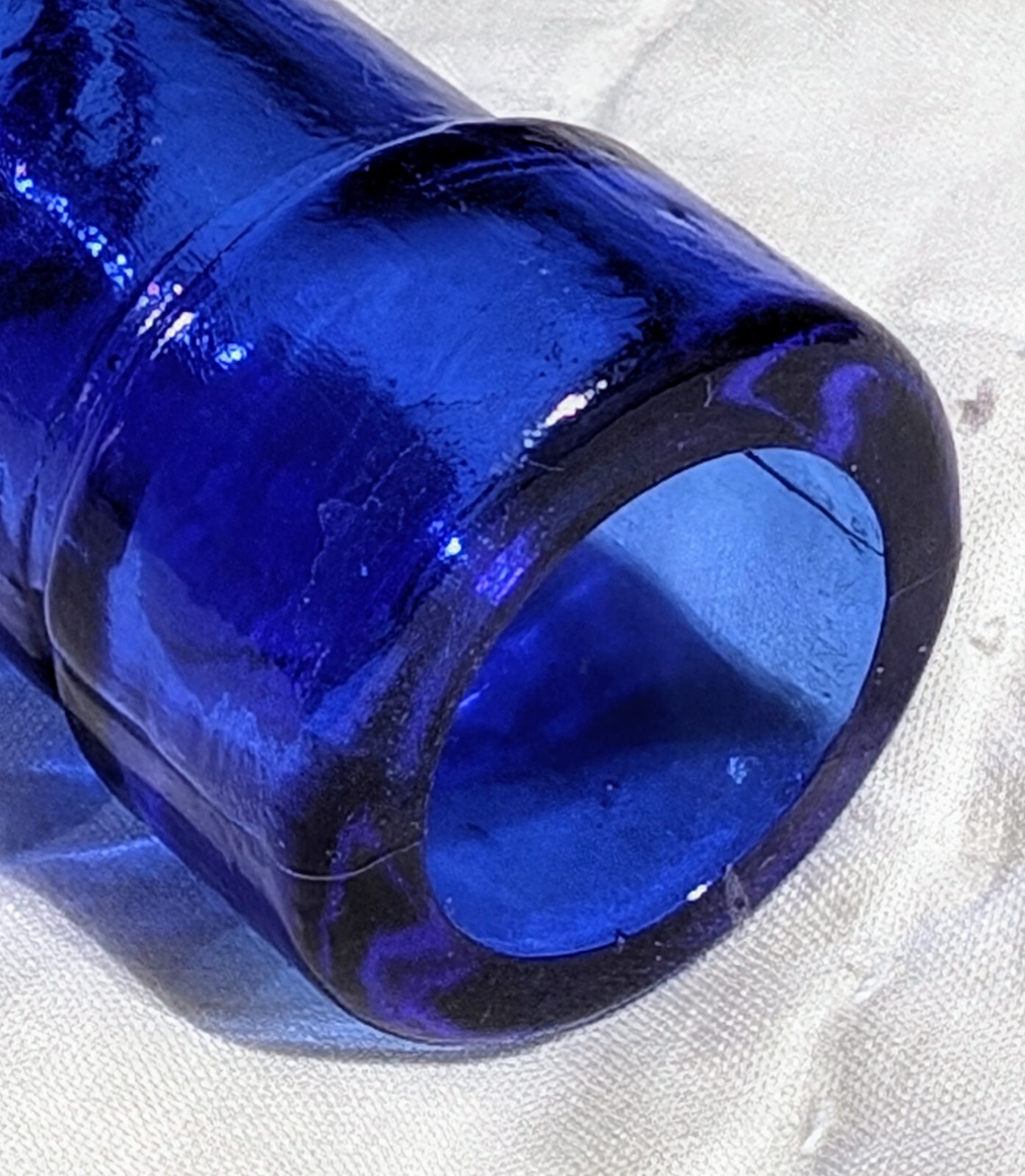 Decorative Blue Glass Bottle Embossed Rope Design Home Decor 12″ Collectible Vtg