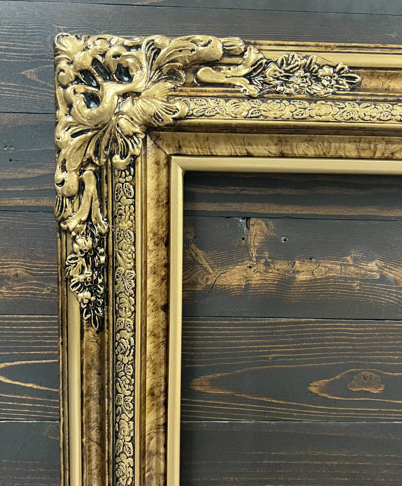 16 X 24 In stock ready to ship,compo XL ornate corners wood frame, marble gold