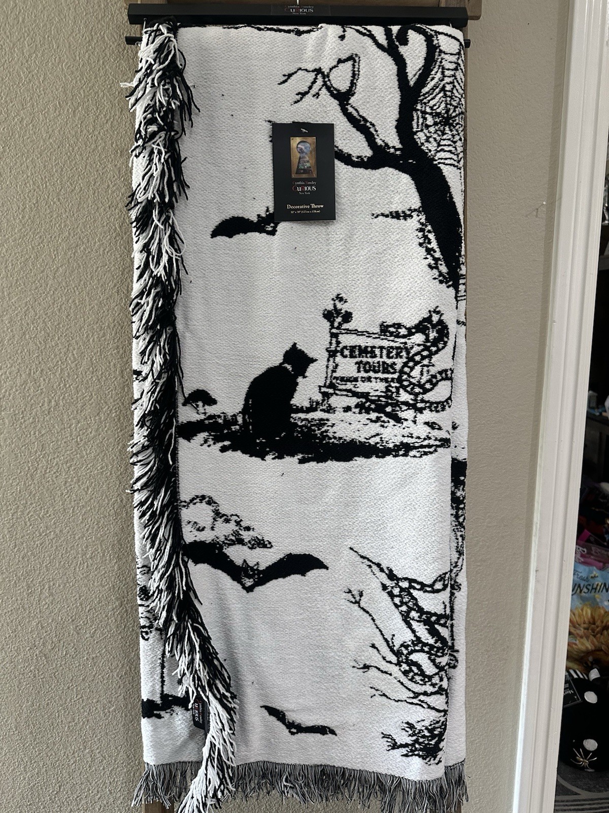Curious By Cynthia Rowley HALLOWEEN Graveyard Scene Throw Blanket Tapestry NEW