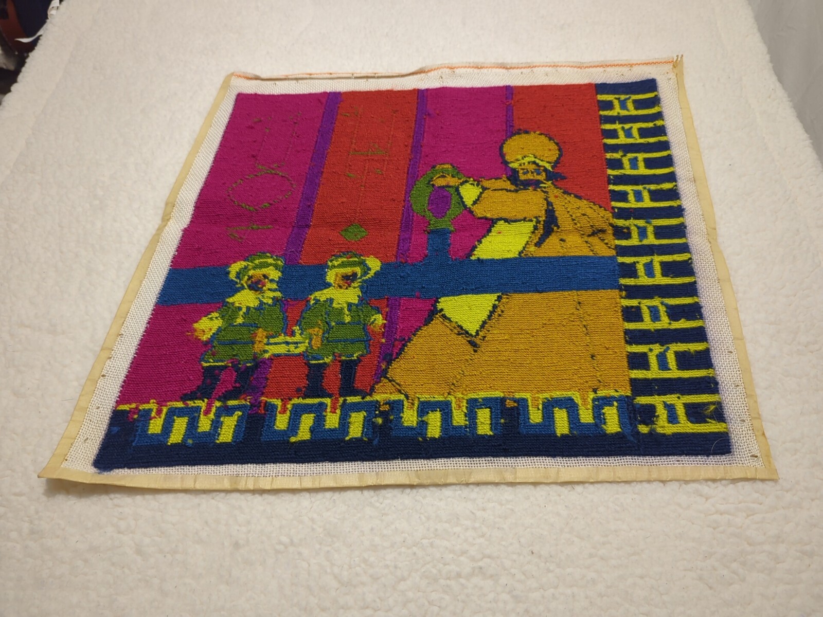 Vintage Hand Woven Wall Hanging Tapestry ~ Beautiful Pre-Owned ~ Unknown Scene