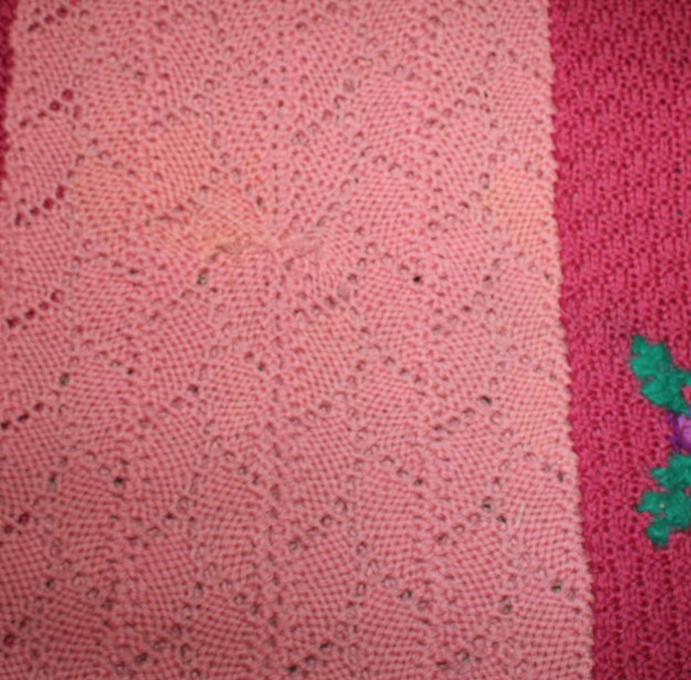 VTG handmade knitted afghan throw hand embroidered flowers 80″ x 52″ maroon pink