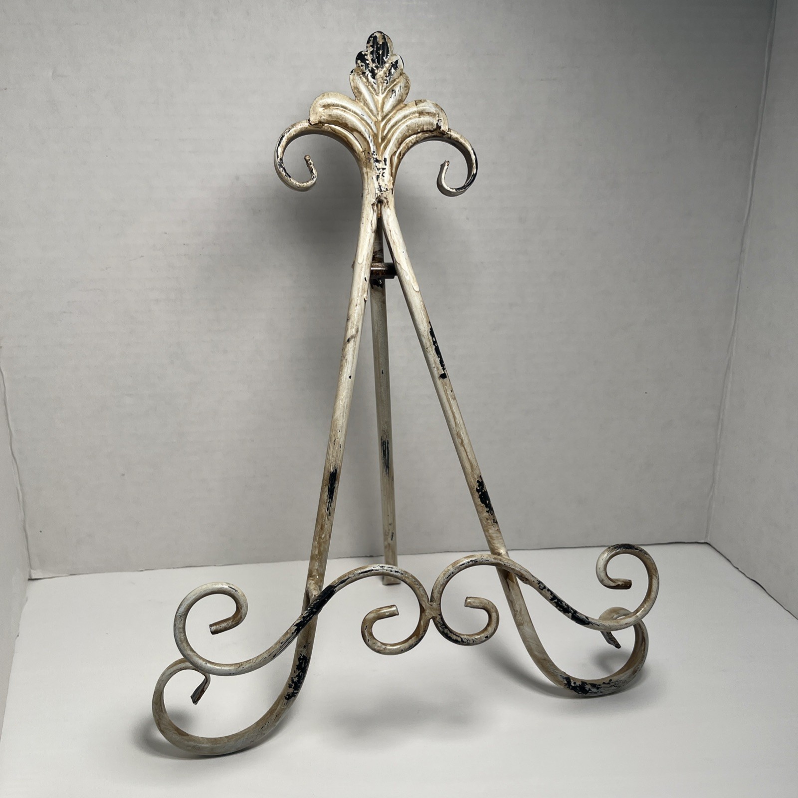 VTG Easel Fleur de Lis FOLDING PLATE DISPLAY STAND PICTURE FRAME HOLDER 13″