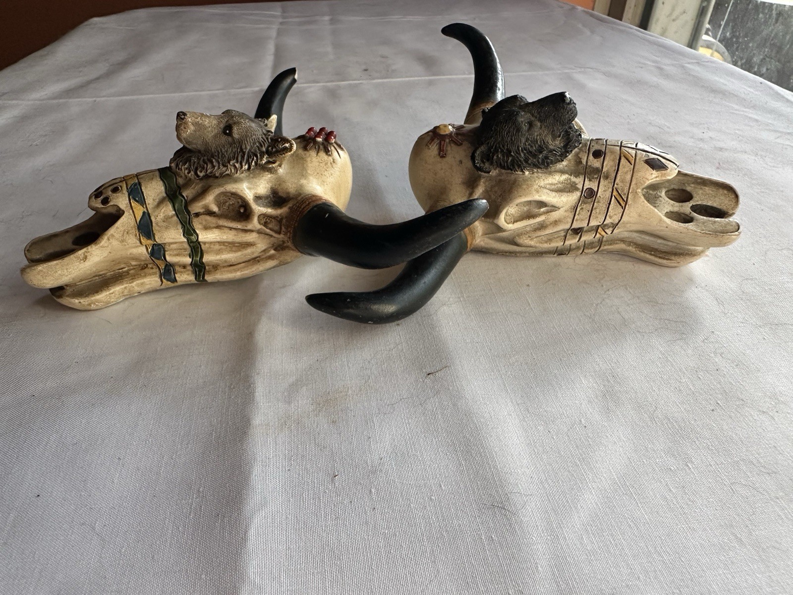 Resin Cattle Skull Art Deco, Painted Design, Wolf And Bear