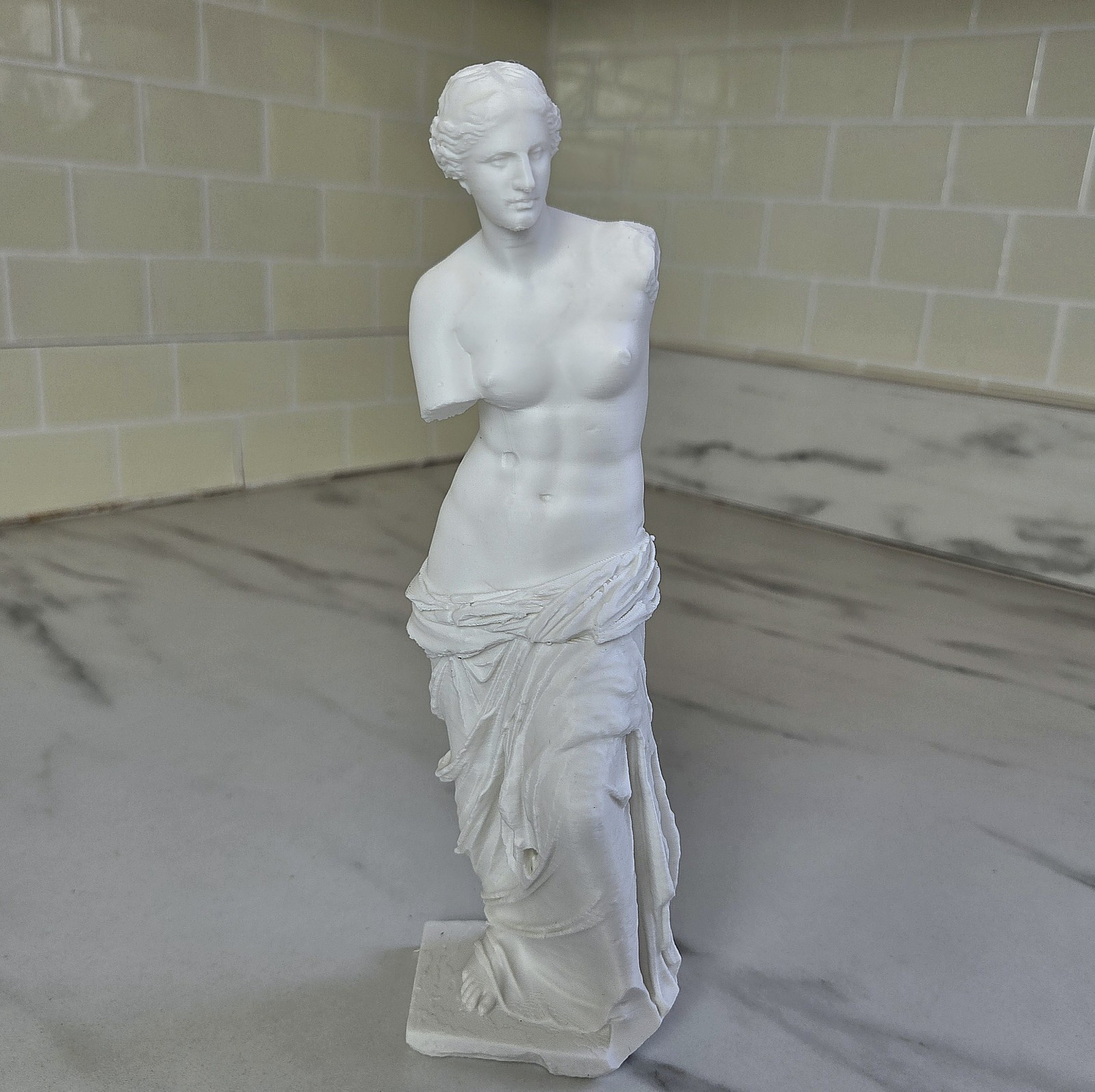 Venus de Milo Statue – 8.75″ Greek Roman Mythology Goddess Aphrodite Sculpture