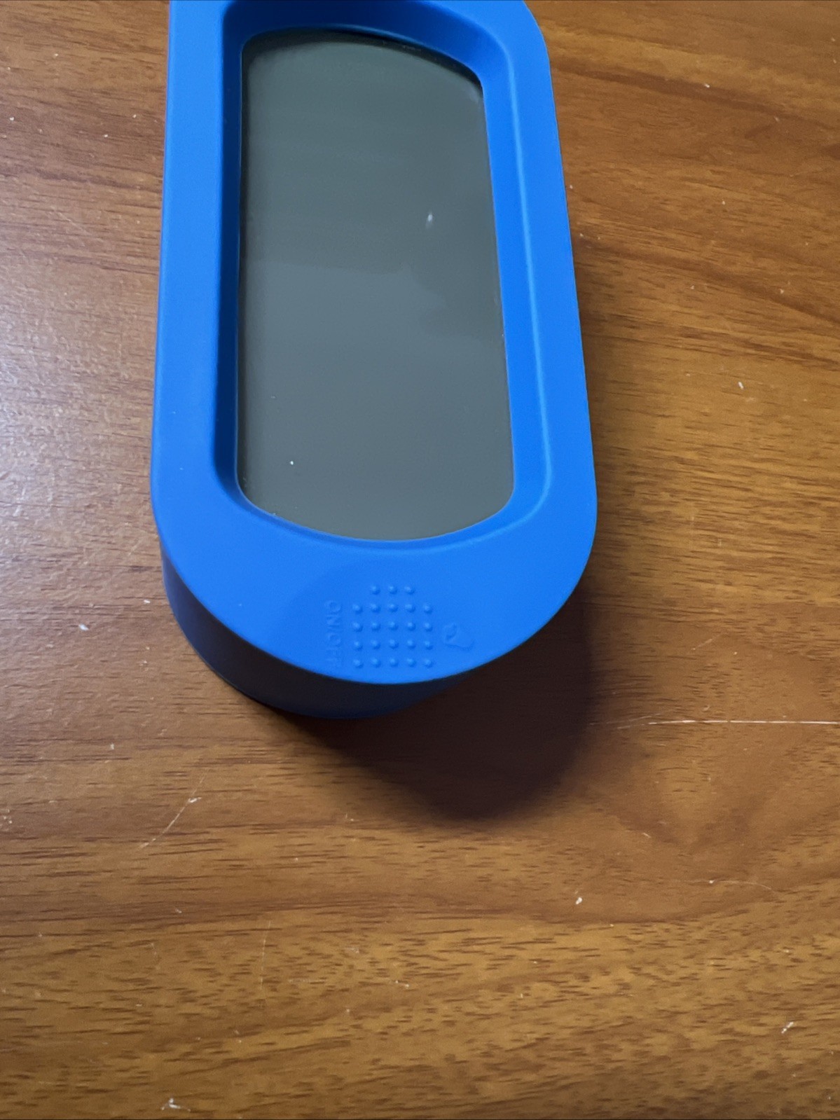 RCA Alarm Clock Model RCD12BLA 3 AAA Blue Silicone Battery Operated
