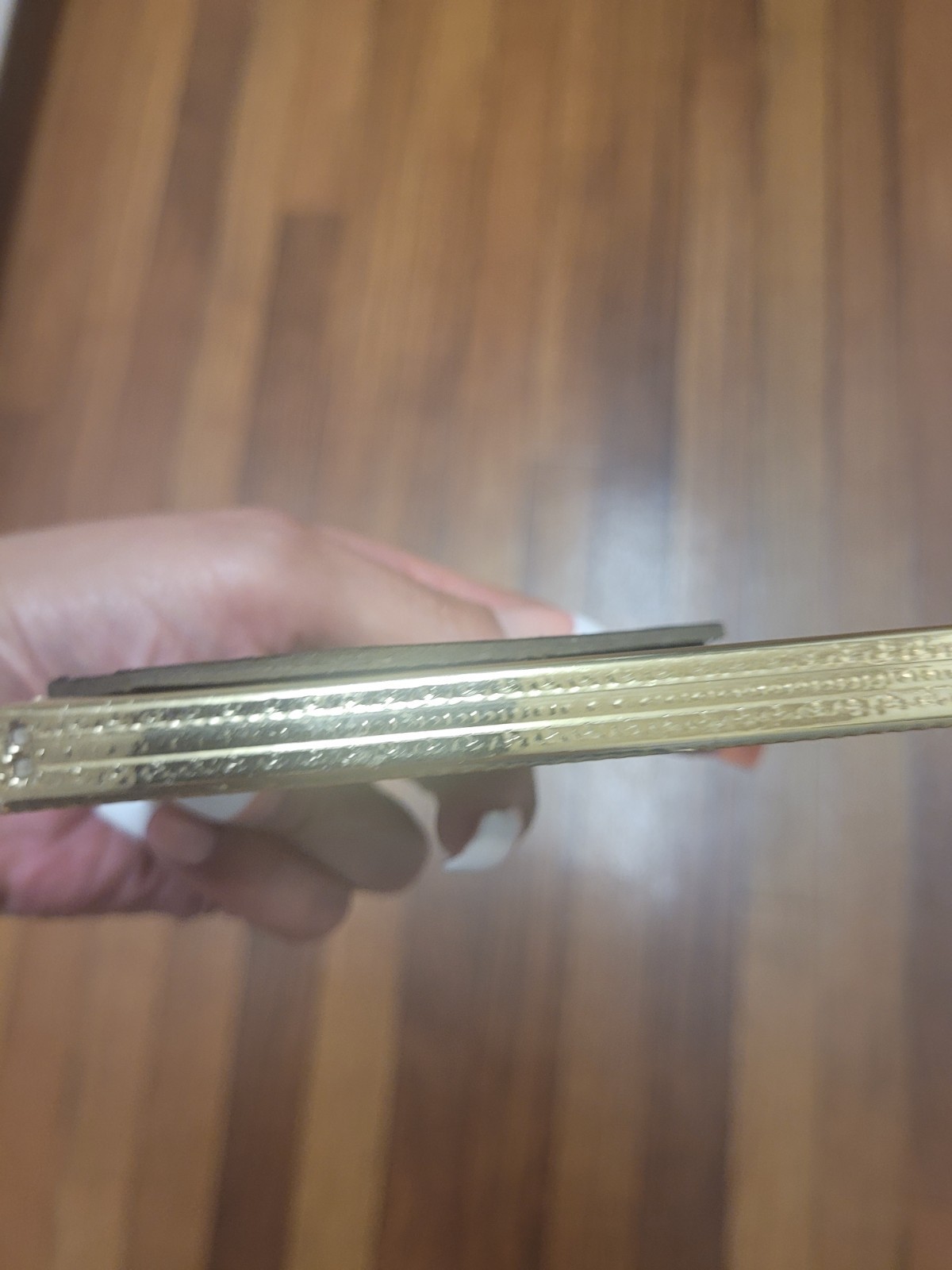 Vtg. Intercraft Gold Metal Photo Frame 3.25 x 4.25 in Non-Glare Glass Portrait