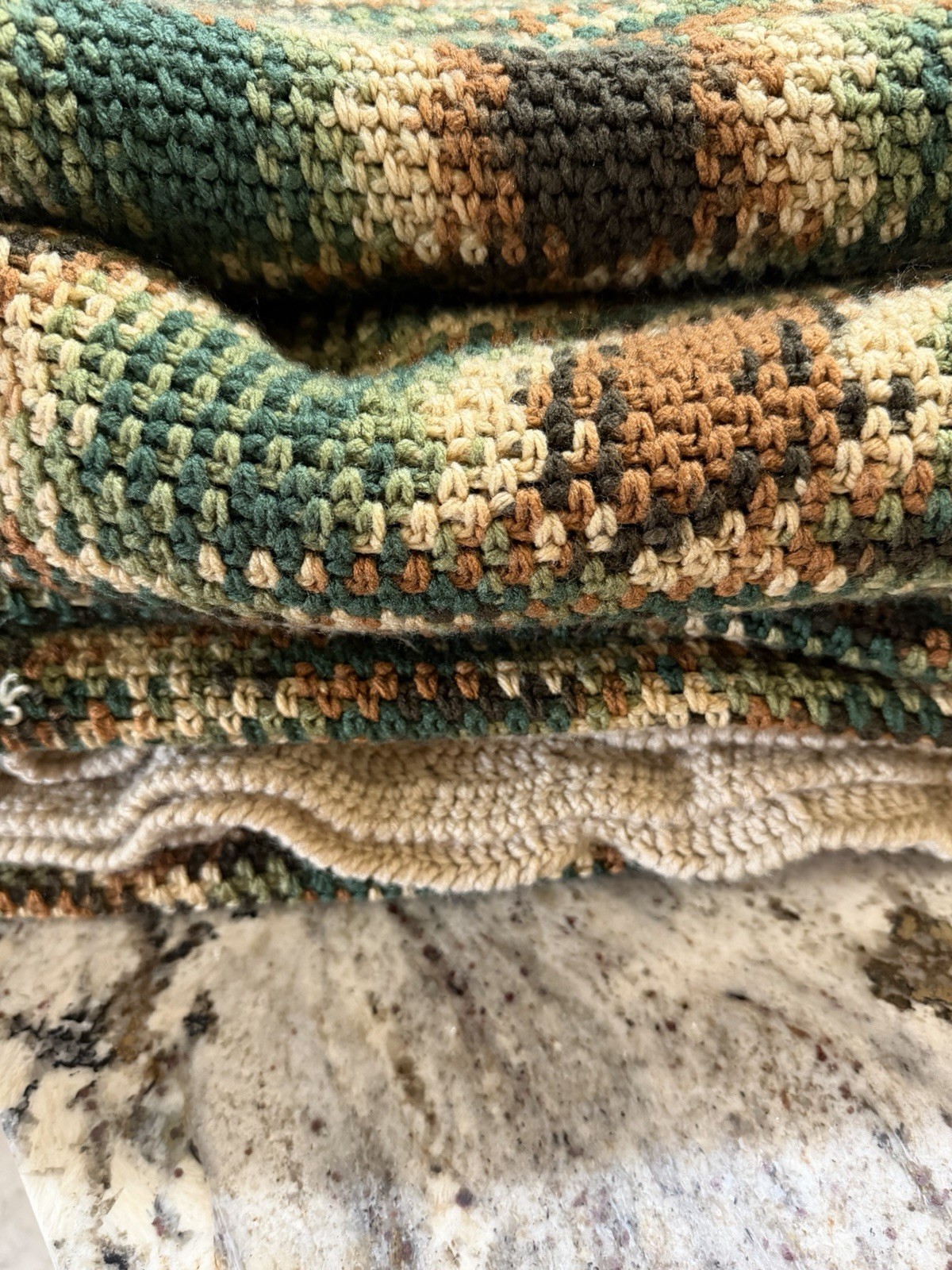 Vintage Handmade Knitted Afghan Camouflage Design Throw/Blanket 97×88” Queen EUC
