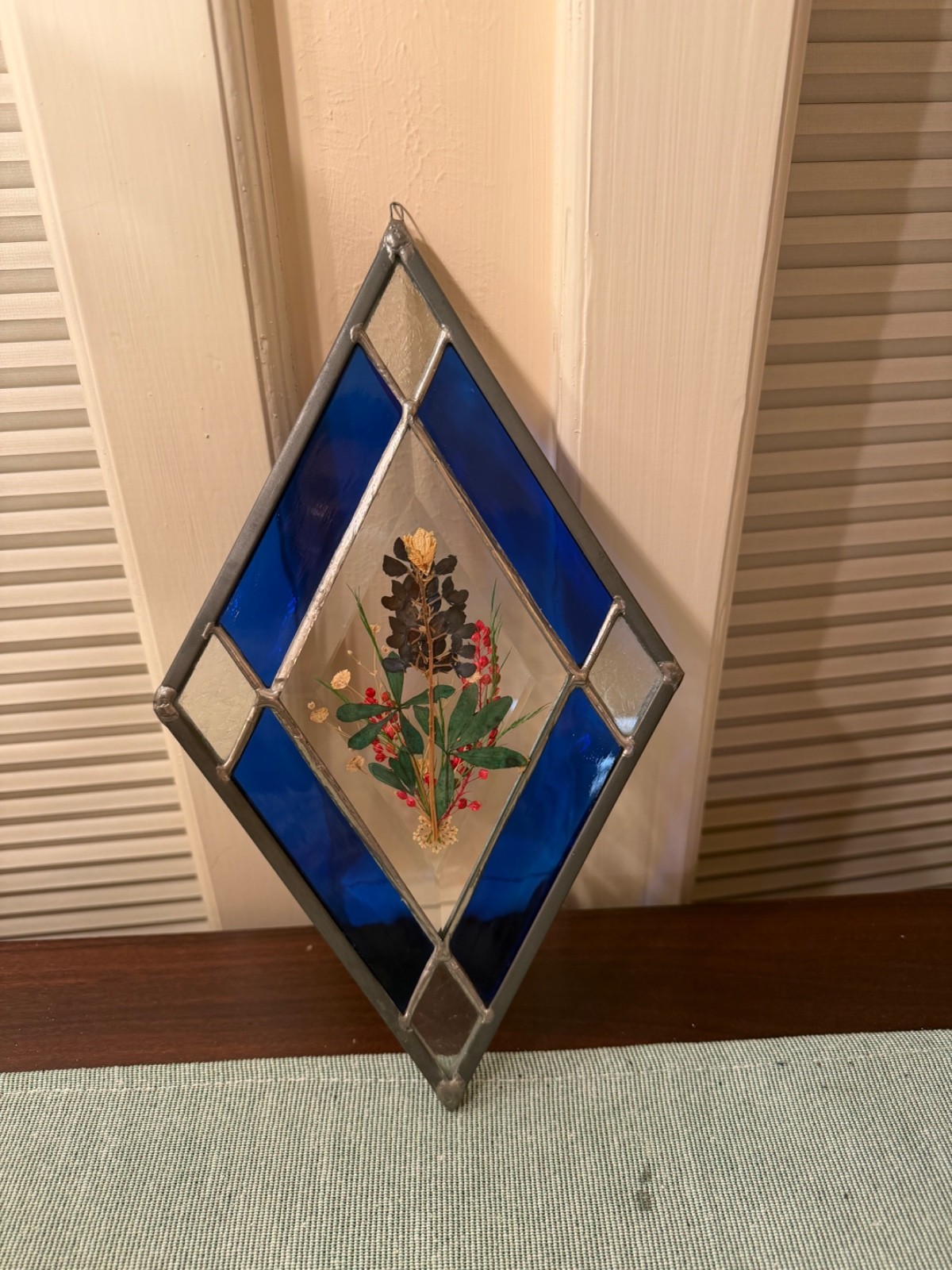 Vintage Diamond Shaped Suncatcher w/Pressed Flowers Colbalt Blue 12″x7″