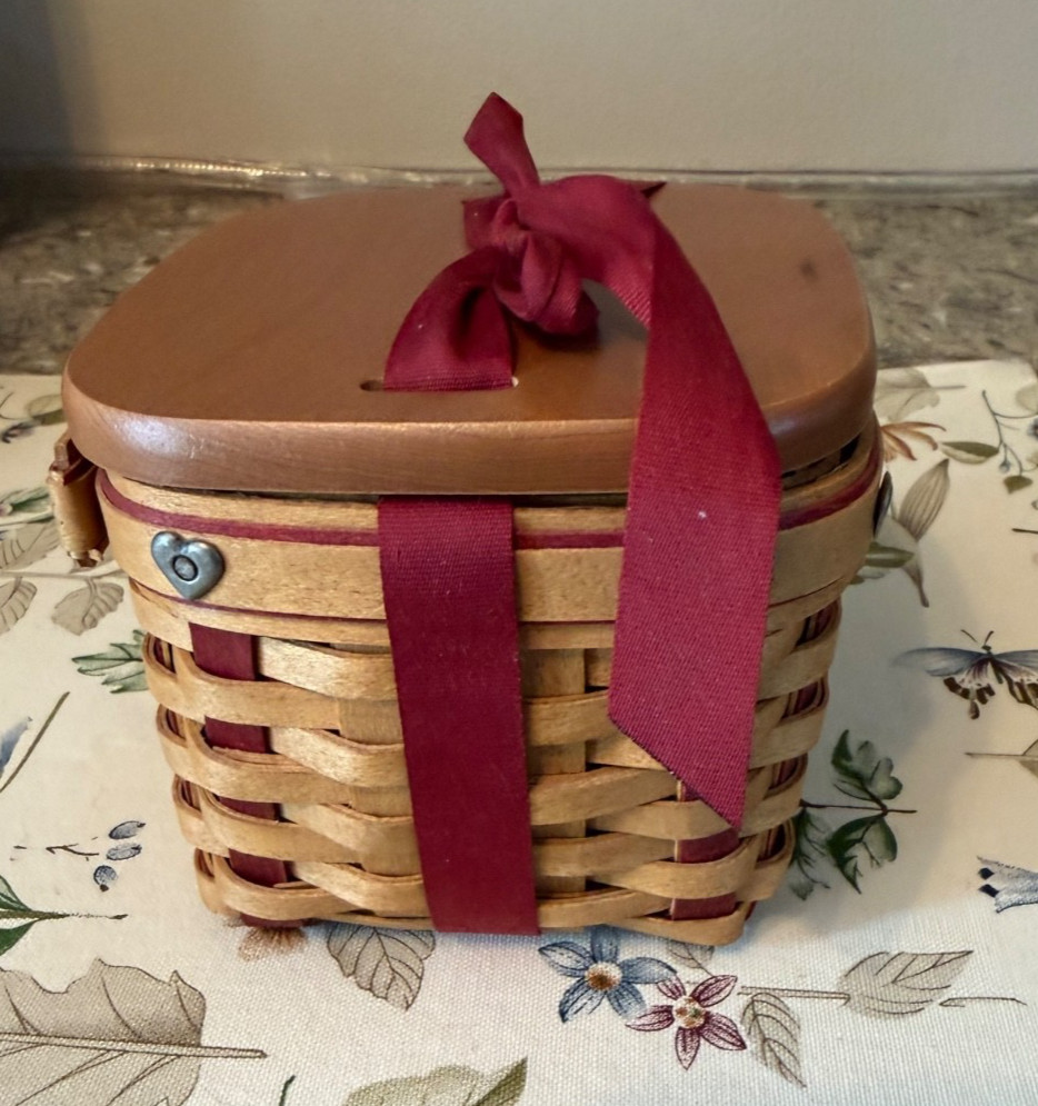 Longaberger 2002 Sweetest Gift Small Basket Combo ~ BLPL tie on #2