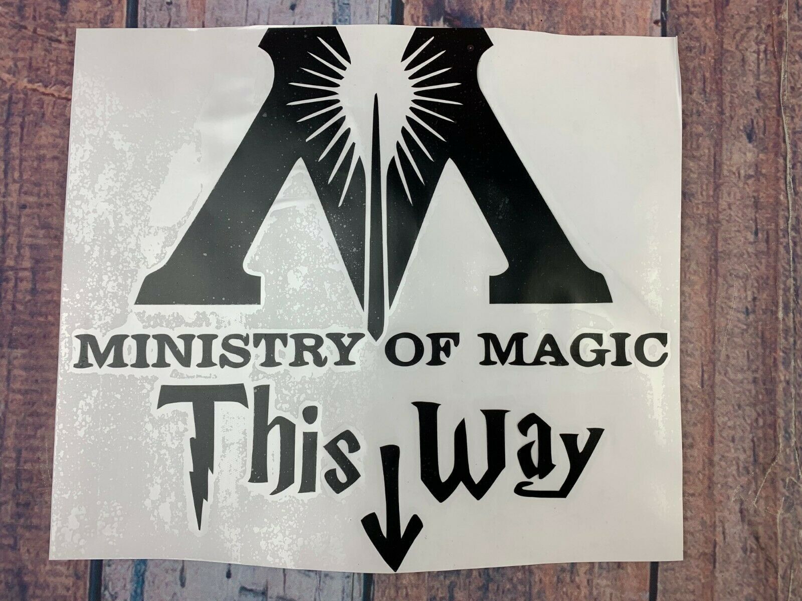 Ministry of Magic 5×4 inches vinyl decal Ministry Of Magic 5×4 Black