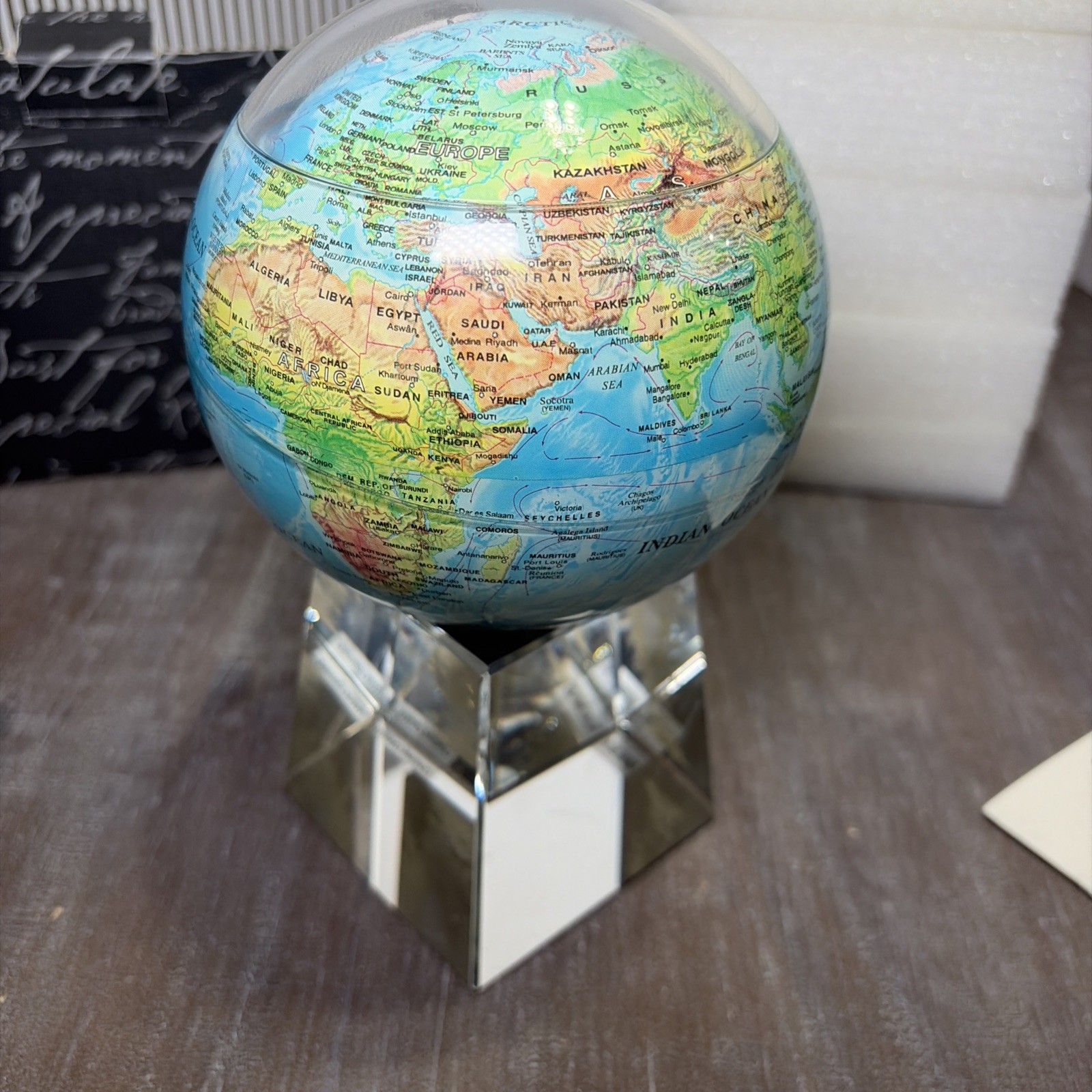 MOVA GLOBE RELIEF BLUE GLOBE 4.5″ W/ MED. CRYSTAL BASE AS-IS PARTS ONLY READ